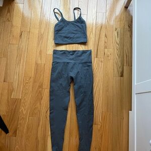 SET Active Charcoal Sports Bra and Leggings